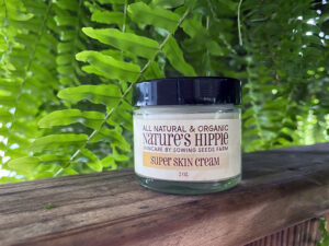 Super Skin Healing Cream naturally relieve itchy, burning, cracked, inflamed, irritated skin.